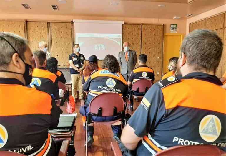 Una veintena de voluntarios de Protección Civil participan en un curso de apoyo logístico programado por el Gobierno de Castilla-La Mancha Una veintena de voluntarios de Protección Civil participan en un curso de apoyo logístico programado por el Gobierno de Castilla-La Mancha