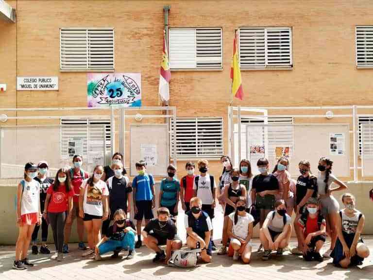 Alumnos ganadores del certamen municipal ¿Qué sabes de la UE? disfrutaron ruta de senderismo Alumnos ganadores del certamen municipal ¿Qué sabes de la UE? disfrutaron ruta de senderismo