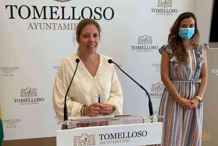 Elvira Sastre será la mantenedora de la Fiesta de las Letras 2021 de Tomelloso Elvira Sastre será la mantenedora de la Fiesta de las Letras 2021 de Tomelloso