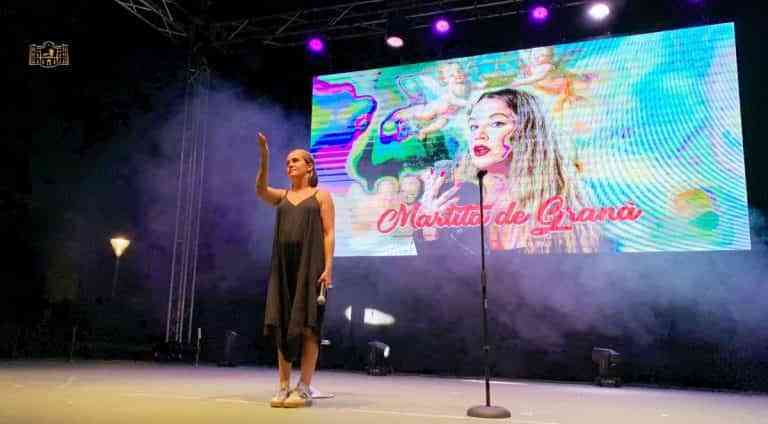 Martita de Graná cautiva al público tomellosero en la primera noche del Certamen de Monólogos de Humor Martita de Graná cautiva al público tomellosero en la primera noche del Certamen de Monólogos de Humor