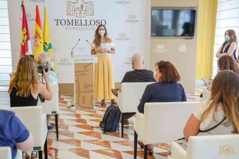 Un grupo de prensa  especializada en viajes y gastronomía visita Tomelloso Un grupo de prensa  especializada en viajes y gastronomía visita Tomelloso
