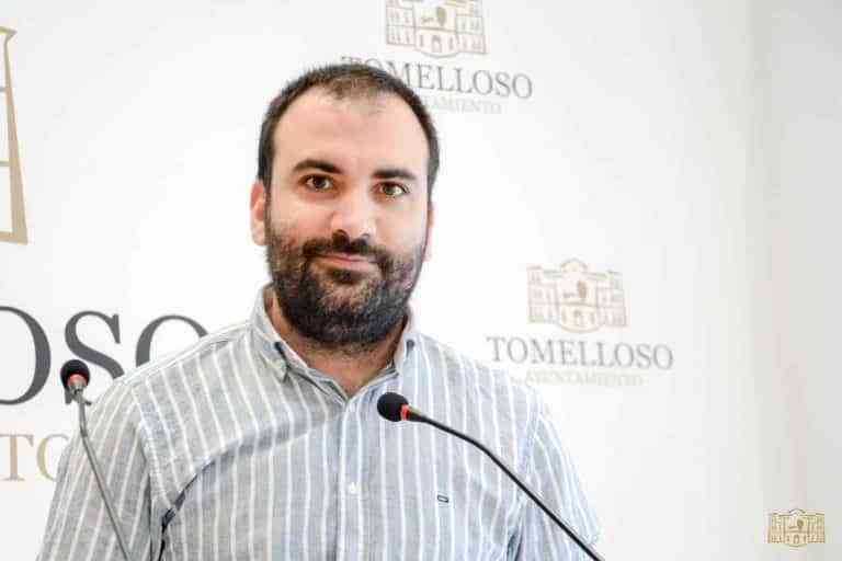 Arreglados más de 140 kilómetros de caminos del término municipal de Tomelloso Arreglados más de 140 kilómetros de caminos del término municipal de Tomelloso