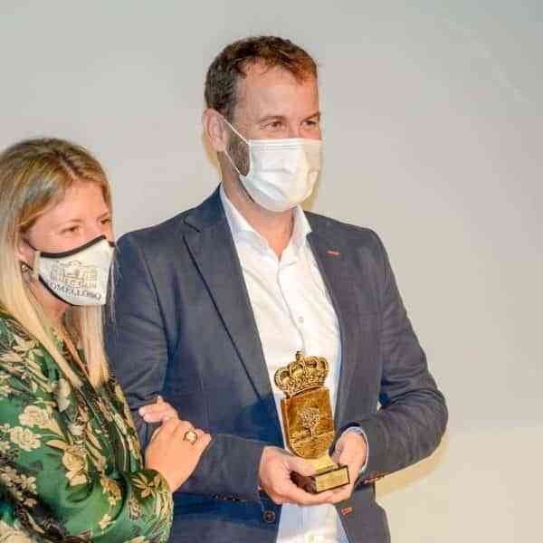 El destacado pianista Miguel Huertas ha sido distinguido hoy como “Tomellosero Ausente 2021”