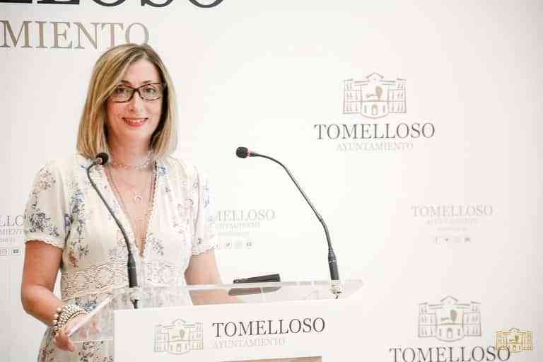 Montse Moreno anuncia una línea de ayudas de 30.000 € dirigida a personas con celiaquía Montse Moreno anuncia una línea de ayudas de 30.000 € dirigida a personas con celiaquía