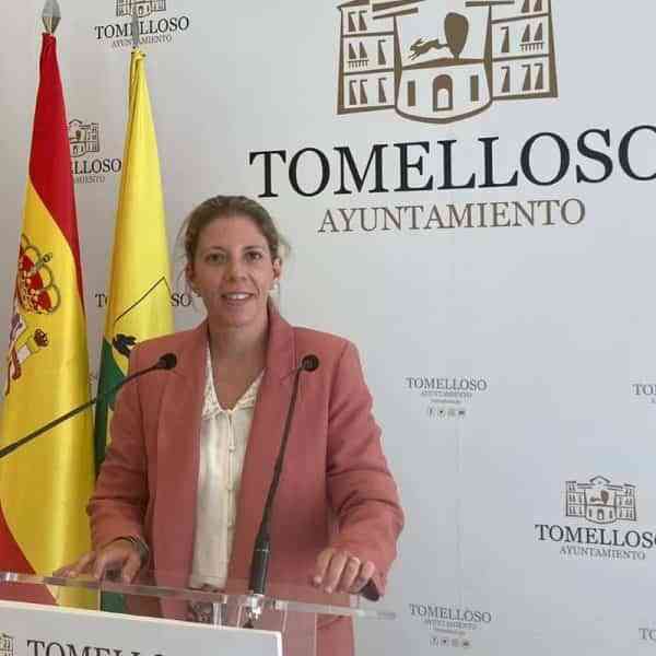 Panadería Feliciano Martínez distinguida como Viñador en el ámbito de la Economía por el ayuntamiento de Tomelloso