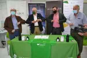 Los AOVEs Algaraba ecológicos, de Oleo Vidabol, patrocinan los proyectos de la AECC de Ciudad Real