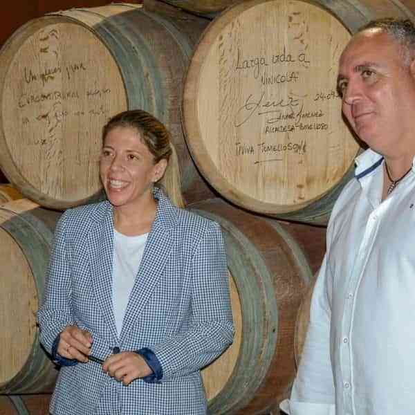 La Cooperativa Vinícola de Tomelloso recibe la visita de la alcaldesa, Inmaculada Jiménez