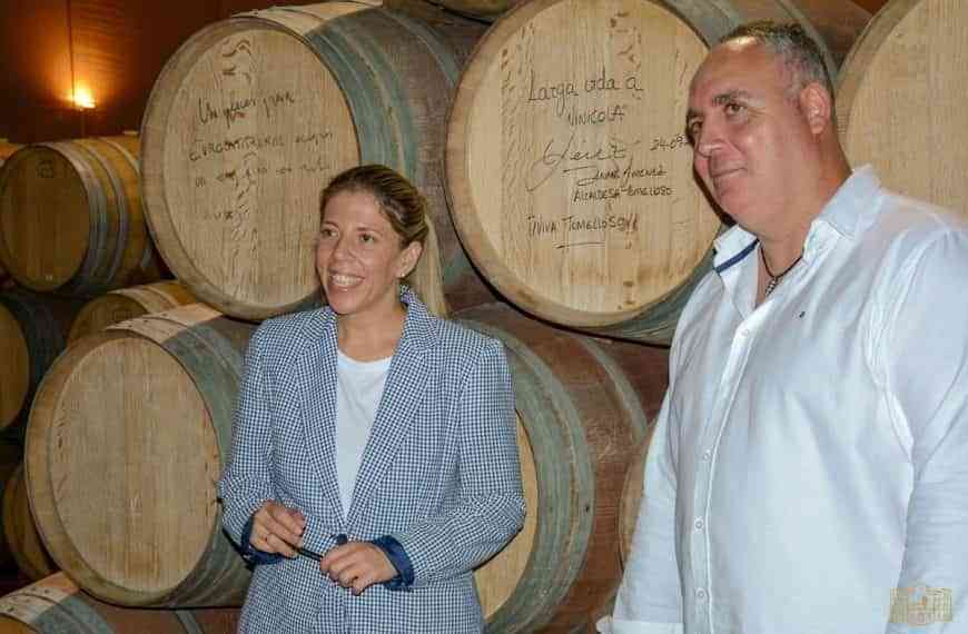 La Cooperativa Vinícola de Tomelloso recibe la visita de la alcaldesa, Inmaculada Jiménez