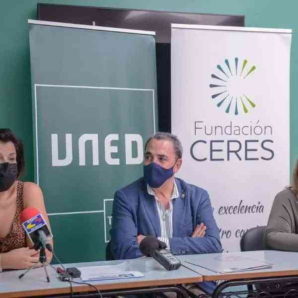 UNED Ciudad Real y Fundación Ceres han firmado convenio de colaboración en el aula UNED en Tomelloso