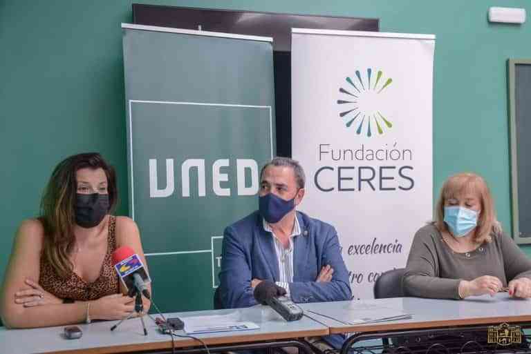 UNED Ciudad Real y Fundación Ceres han firmado convenio de colaboración en el aula UNED en Tomelloso