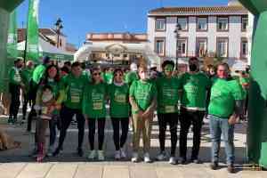 Más de 1,500 personas participaron el domingo en la I Marcha contra el Cáncer de la AECC en Tomelloso