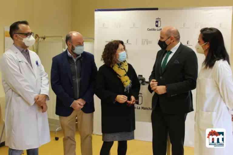 Nuevo especialista de Medicina Familiar y Comunitaria y otro de Enfermería se integran al Centro de Salud de Miguelturra Nuevo especialista de Medicina Familiar y Comunitaria y otro de Enfermería se integran al Centro de Salud de Miguelturra