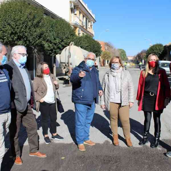 Olmedo visitó las obras de refuerzo del firme que el Gobierno regional comenzó en la CM-3101 entre Pedro Muñoz y Tomelloso