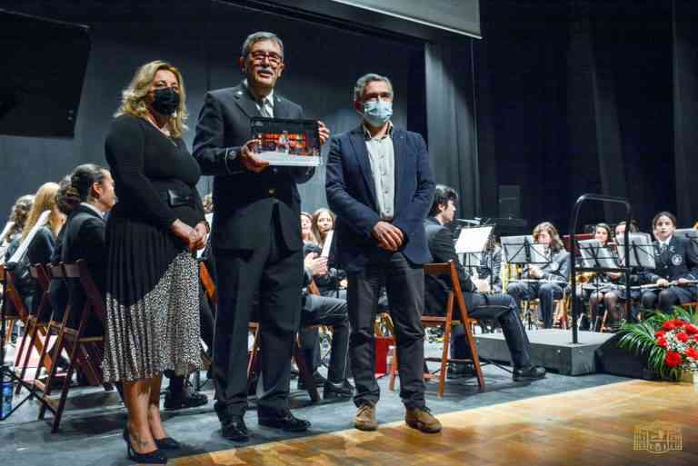 Reconocimiento a Luis Osuna como director de la banda de música AM Santa Cecilia luego de 33 años Reconocimiento a Luis Osuna como director de la banda de música AM Santa Cecilia luego de 33 años