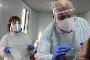 Castilla-La Mancha continúa con la tendencia de casos y hospitalizados con la que acabó la pasada semana