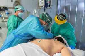 Disminuyen los pacientes ingresados en UCIS por Covid-19 Castilla-La Mancha