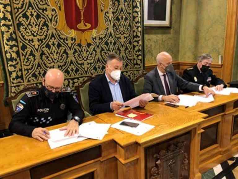 Cuenca busca incorporarse al Sistema de Seguimiento Integral en los casos de Violencia de Género (Sistema VioGén) Cuenca busca incorporarse al Sistema de Seguimiento Integral en los casos de Violencia de Género (Sistema VioGén)