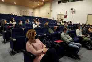 El Hospital de Tomelloso forma a 30 profesionales sanitarios para cuidados de enfermería de pacientes graves