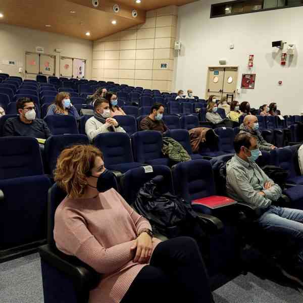 El Hospital de Tomelloso forma a 30 profesionales sanitarios para cuidados de enfermería de pacientes graves