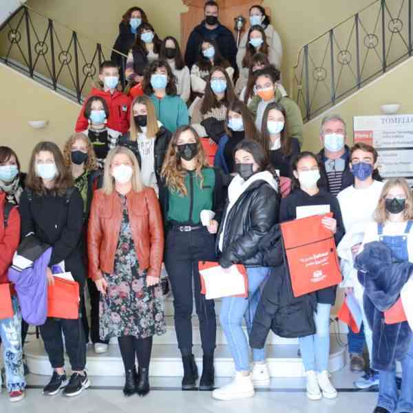 Estudiantes de secundaria de Tomelloso participaron del pleno celebrado con motivo del Día de la Constitución