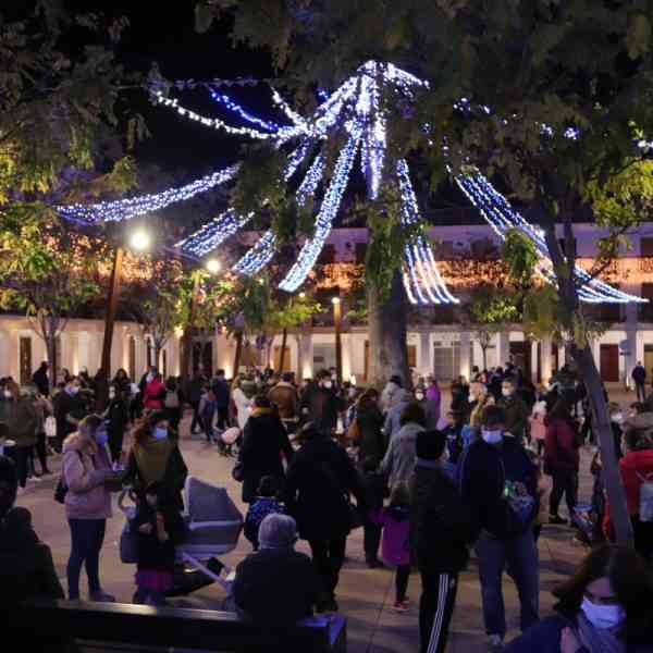 Las fiestas navideñas han llegado a Manzanares y son la ocasión para apoyar al comercio y hostelería