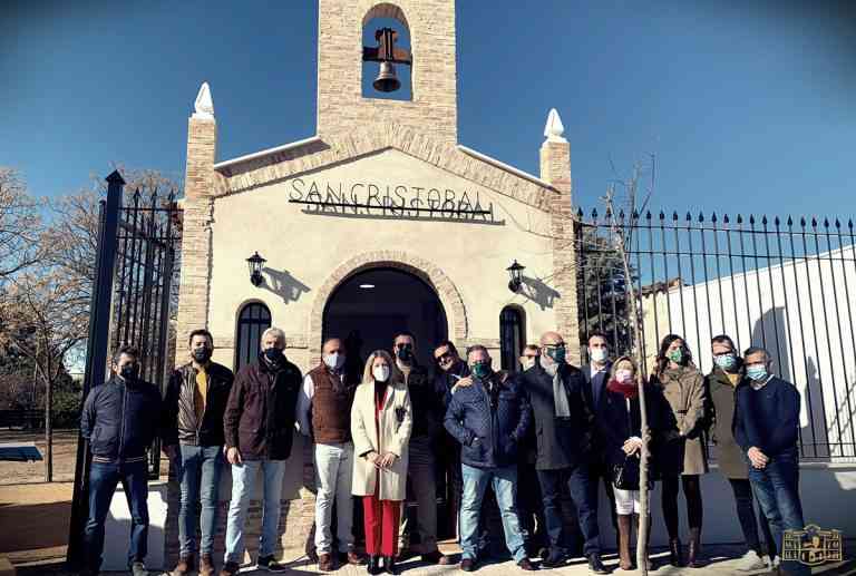 Inaugurada la nueva ermita de San Cristóbal, patrón de los transportistas, en Tomelloso Inaugurada la nueva ermita de San Cristóbal, patrón de los transportistas, en Tomelloso