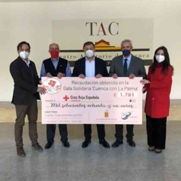 El Grupo Torcas ha entregado hoy a Cruz Roja Cuenca 1.781 recaudados en la gala solidaria ‘Cuenca con La Palma’
