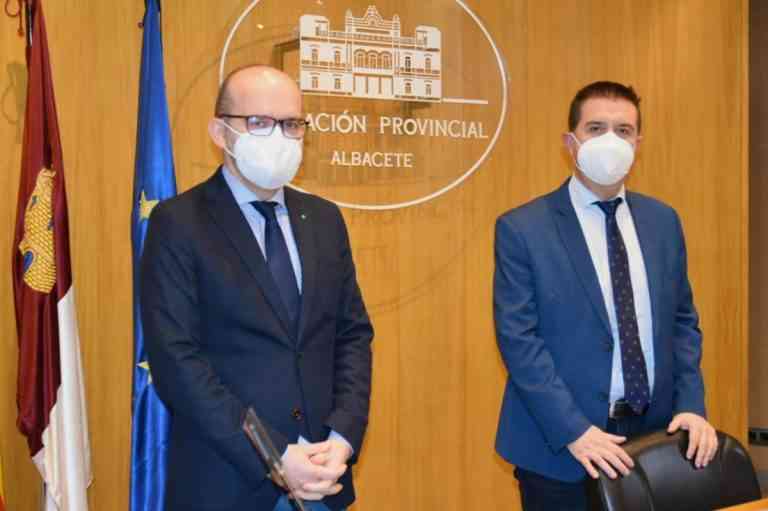 El Servicio de Ayuda a Domicilio (SAD) que coordina la Diputación de Albacete llegará en 2022 a más de 2.900 mayores El Servicio de Ayuda a Domicilio (SAD) que coordina la Diputación de Albacete llegará en 2022 a más de 2.900 mayores