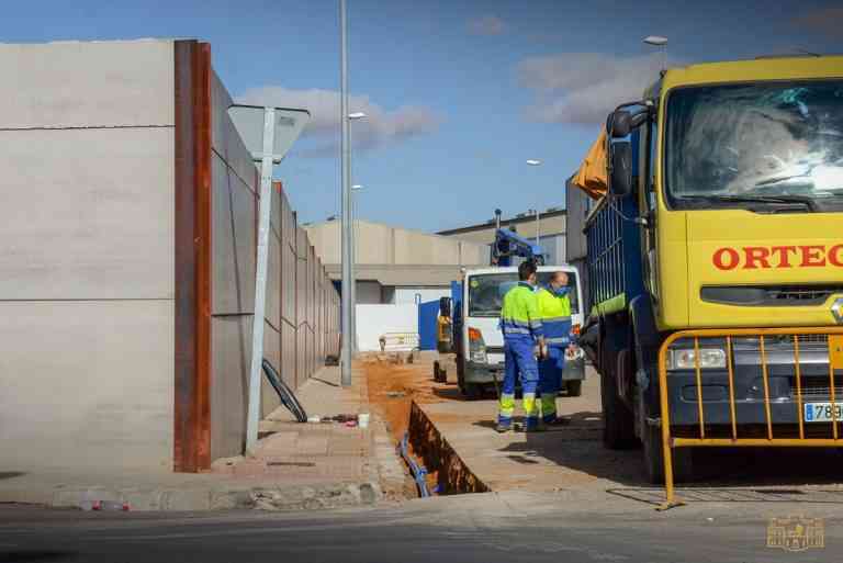 Las obras de renovación de redes de agua en las calles Pérez Galdós y la Paz de Tomelloso han dado inicio Las obras de renovación de redes de agua en las calles Pérez Galdós y la Paz de Tomelloso han dado inicio