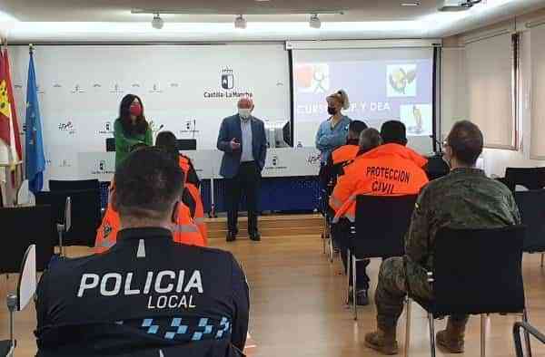 Personal de Protección Civil, de la Policía Local y de organismos del Estado se forma sobre actuación en incendios y RCP