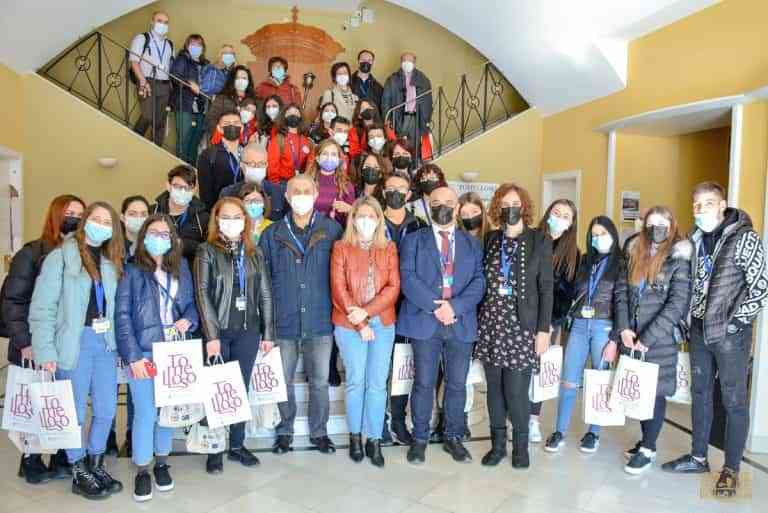 Estudiantes extranjeros participan en Tomelloso en el proyecto Erasmus “Música y Arte en la Naturaleza” Estudiantes extranjeros participan en Tomelloso en el proyecto Erasmus “Música y Arte en la Naturaleza”