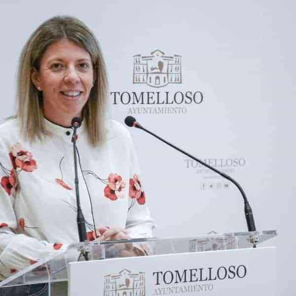 El poeta Félix Grande será homenajeado por Tomelloso este 2022 anunció la alcaldesa