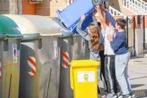 El Ayuntamiento tomellosero asume la subida del servicio de recogida domiciliaria de basuras
