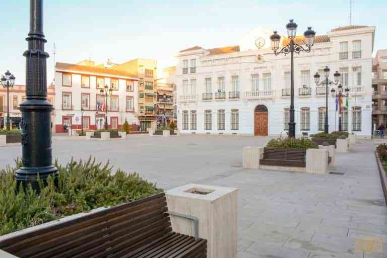 731 bultos con ayuda humanitaria a Ucrania enviará el ayuntamiento de Tomelloso 731 bultos con ayuda humanitaria a Ucrania enviará el ayuntamiento de Tomelloso