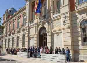Caballero participó en la concentración silenciosa en Argamasilla de Calatrava en solidaridad con Ucrania