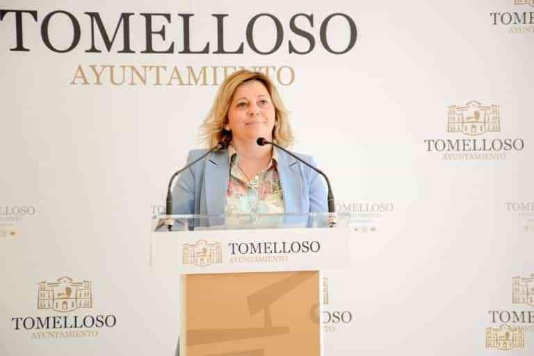 Caroline Culubret, Esther Mezcua y Margarita Sánchez serán galardonadas en el acto institucional del 8M en Tomelloso Caroline Culubret, Esther Mezcua y Margarita Sánchez serán galardonadas en el acto institucional del 8M en Tomelloso
