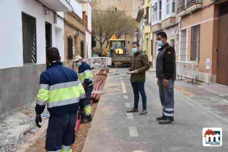 Se realizan mejoras en la zona del entorno de la plaza del Cristo de Miguelturra Se realizan mejoras en la zona del entorno de la plaza del Cristo de Miguelturra
