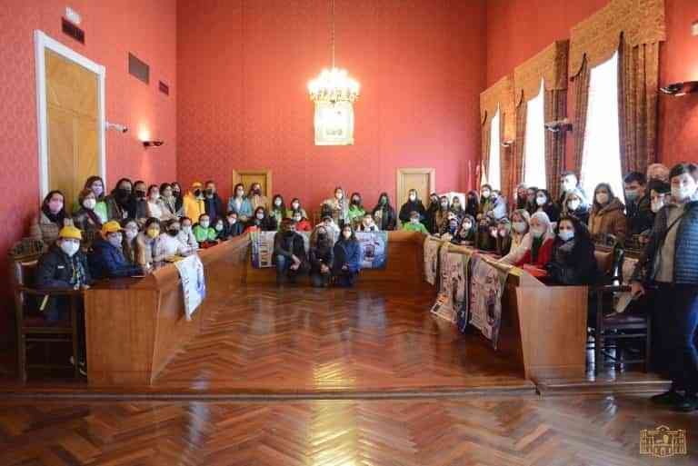 Proyecto Erasmus “Un pequeño coro para un gran continente”en el CEIP José María del Moral de Tomelloso Proyecto Erasmus “Un pequeño coro para un gran continente”en el CEIP José María del Moral de Tomelloso