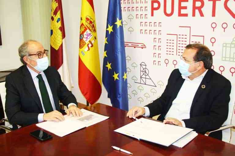 Renovado el convenio de ejecución del programa de empleo PICE por el ayuntamiento de Puertollano y la Cámara de Comercio Renovado el convenio de ejecución del programa de empleo PICE por el ayuntamiento de Puertollano y la Cámara de Comercio