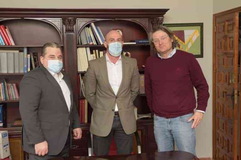 El Ayuntamiento de Argamasilla de Alba y la AECT aúnan esfuerzos para la promoción empresarial￼