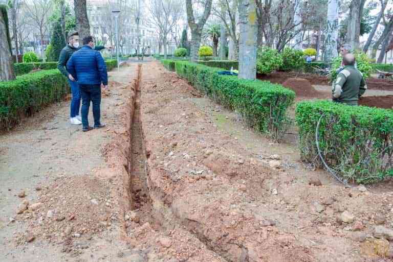 Avanza la automatización de las redes de riego en parques y zonas verdes de Tomelloso