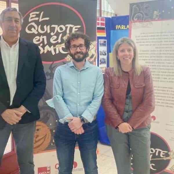 La exposición “El Quijote en el Cómic” en el IES Eladio Cabañero de Tomelloso está abierta al público en general hasta el 6 de mayo