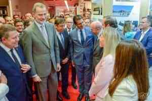 La Cooperativa Virgen de las Viñas Bodega Almazara de Tomelloso presente en FENAVIN 2022 cuyo estand visitó el Rey Felipe VI