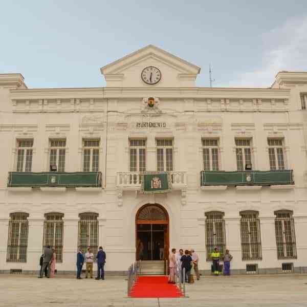 Plazo de  licitación para el servicio de explotación por lotes de barras en espacios municipales durante la Feria y Fiestas 2022 de Tomelloso