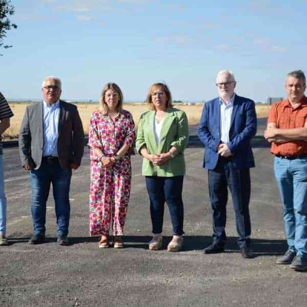 Las obras de señalización y mejora de la seguridad vial en la carretera CM-3103 entre Tomelloso y Muñoz están por finalizar