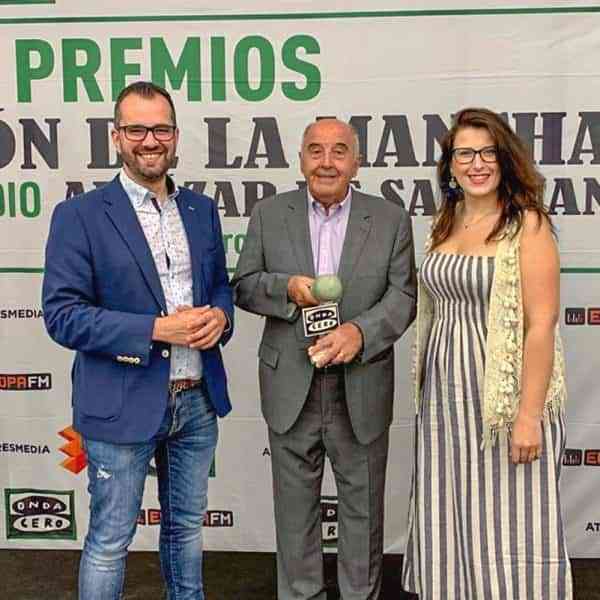 El tomellosero Julio Pérez Cuartero autor del ‘Diccionario Tomellosero’ galardonado con el ‘Premio Especial Comarcal’