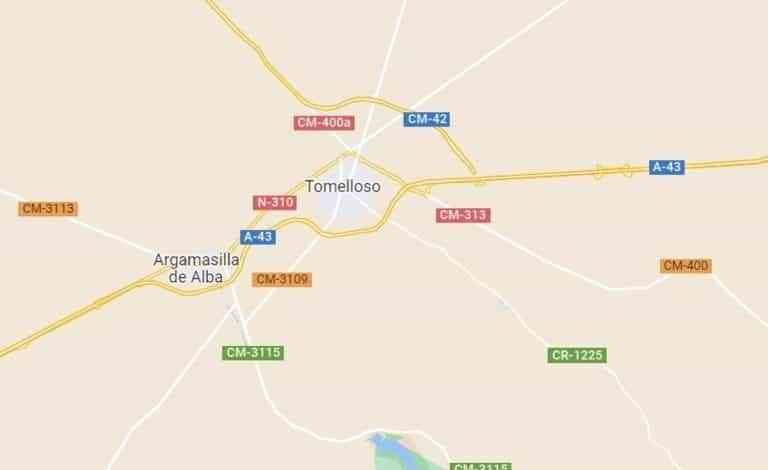 Restablecida la circulación en un carril de la A-43 en Tomelloso, cortada por la salida de vía de un camión