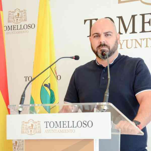 Por formalizarse un contrato de refuerzo de vigilancia privada en apoyo a la Policía Local de Tomelloso para controlar espacios públicos