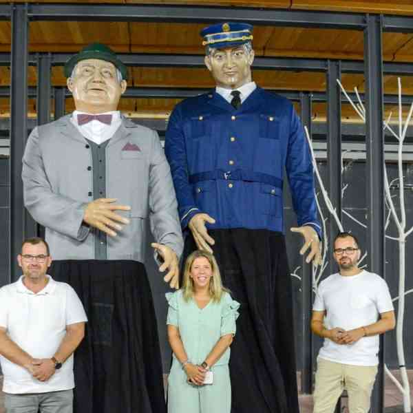 Luego de más de 20 años de ausencia los gigantes y cabezudos vuelven al desfile inaugural de la Feria y Fiestas 2022 de Tomelloso