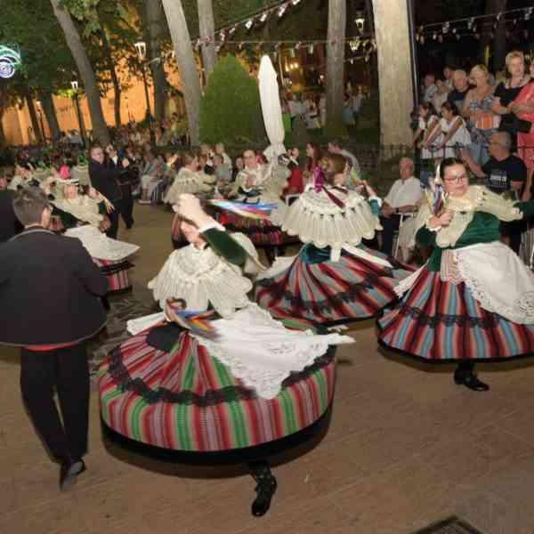 La Virgen de Peñarroya volvió a desfilar por las calles de Argamasilla de Alba
